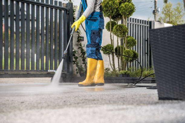 Best Sidewalk and Walkway Cleaning  in Commack, NY
